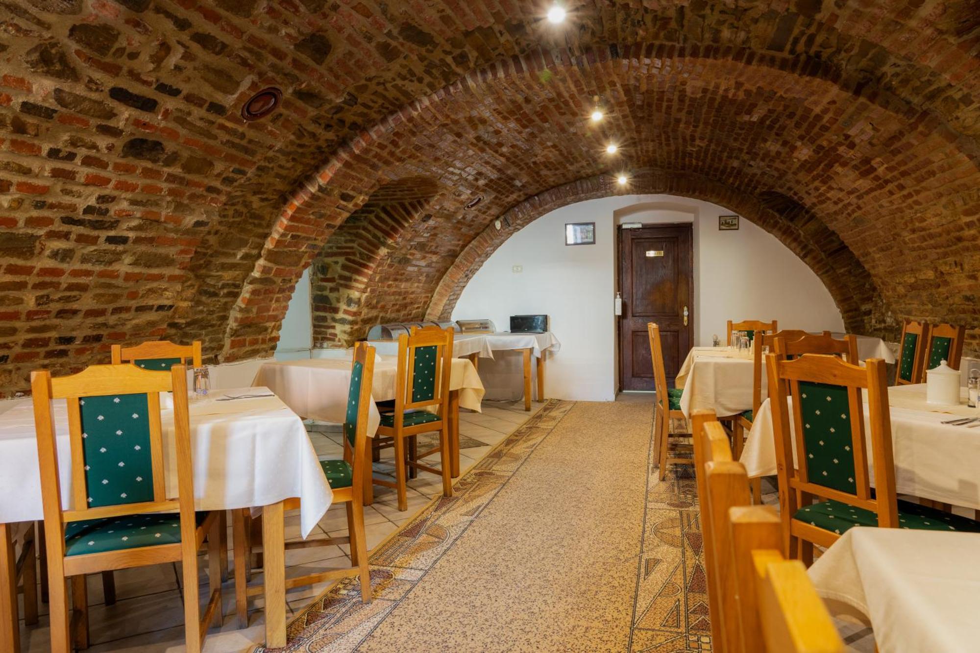 Hotel Casa Cu Cerb Sighişoara Exteriér fotografie