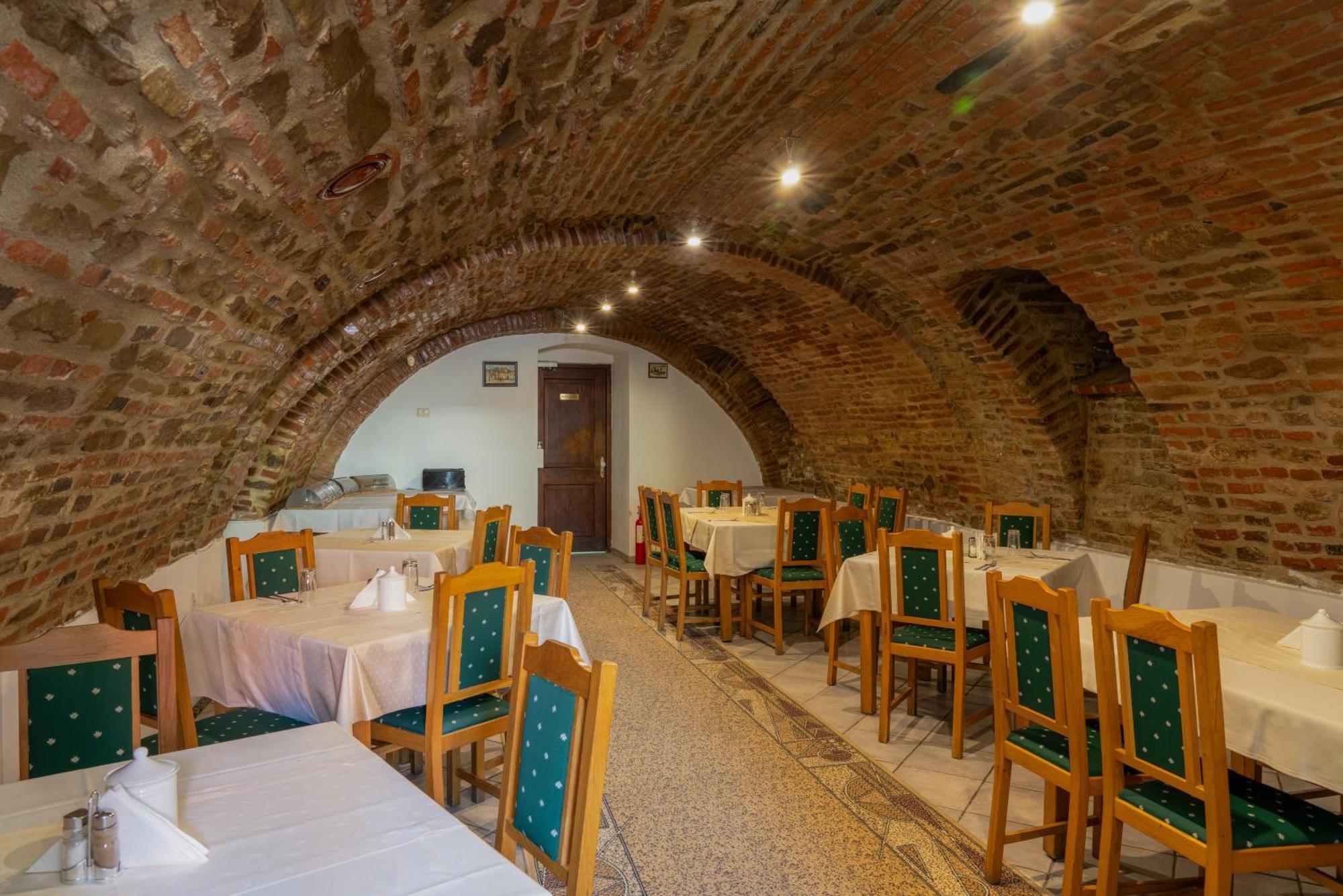 Hotel Casa Cu Cerb Sighişoara Exteriér fotografie