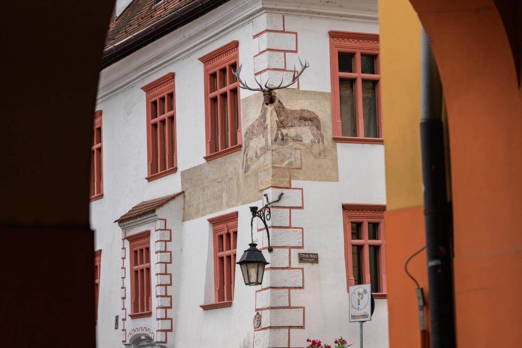 Hotel Casa Cu Cerb Sighişoara Exteriér fotografie