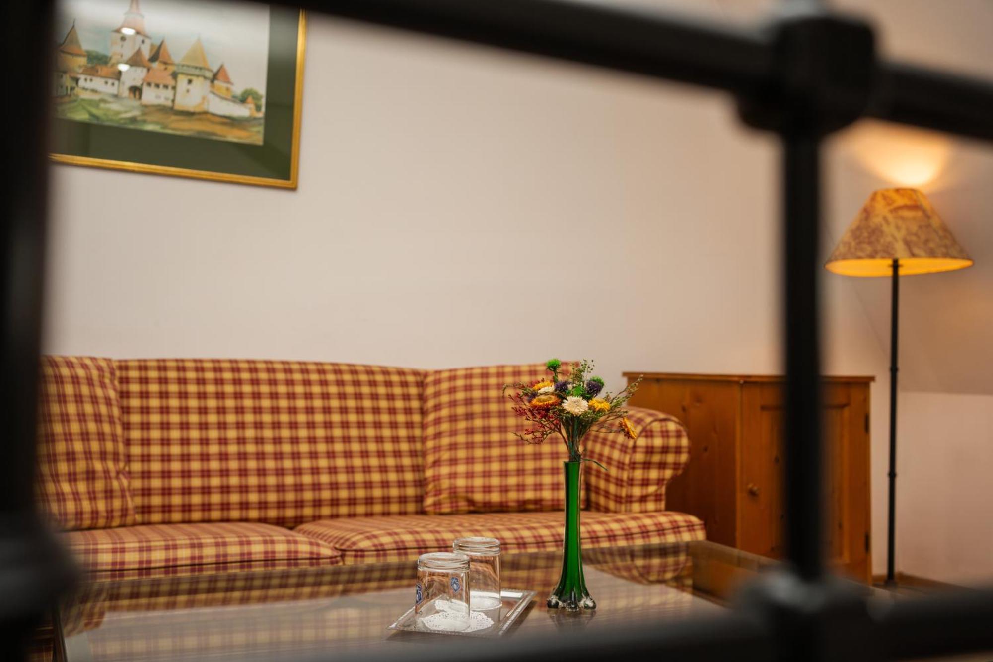 Hotel Casa Cu Cerb Sighişoara Exteriér fotografie