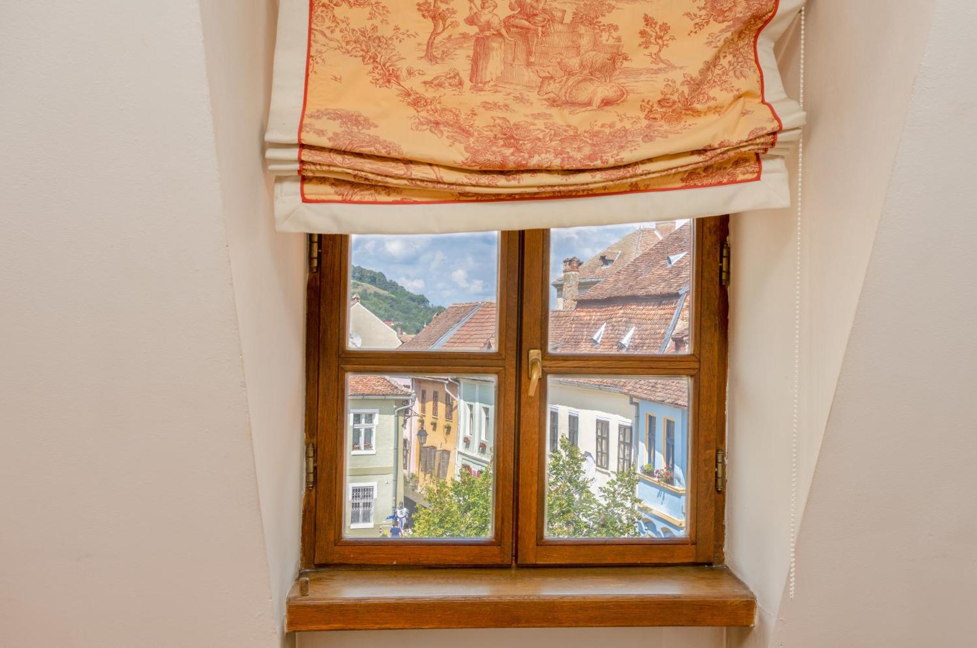 Hotel Casa Cu Cerb Sighişoara Exteriér fotografie
