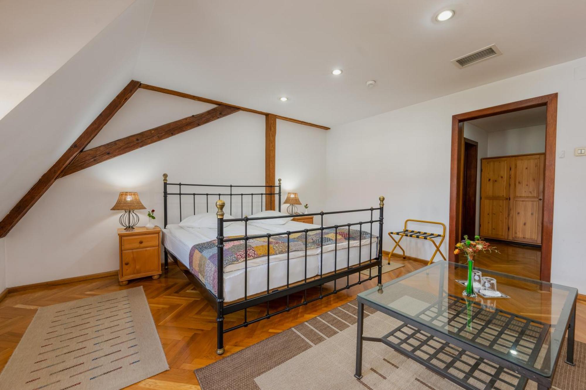 Hotel Casa Cu Cerb Sighişoara Exteriér fotografie